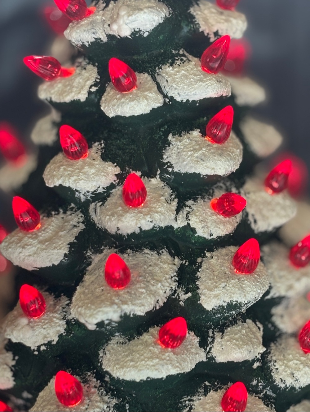 Darice Ceramic Christmas Tree Decorated W/lights Cord No Bulb Red Star Vtg - Picture 2 of 16